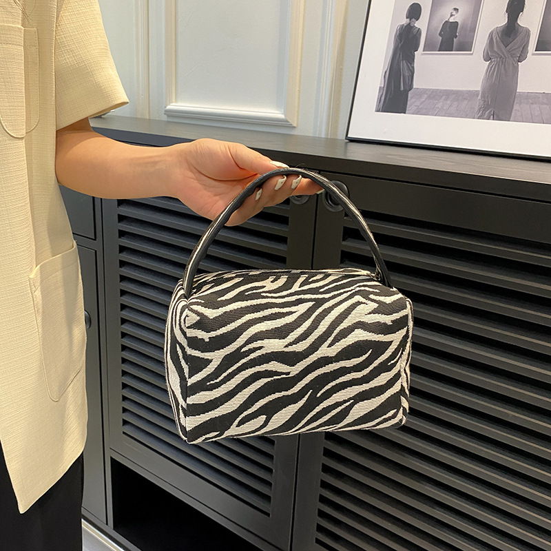 Bolsa de maquiagem leopardo lu - Luxury Skincare & Spa Reviews avaliação e preço